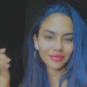 Meet your Posher, Joceline